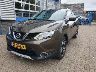 Schadeauto Nissan Qashqai 1.2 Connect Edition Automaat 2015/6