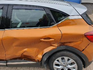 Renault Captur 1.3 TCe 140 Zen Hybrid Automaat picture 11