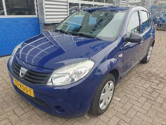 skadebil auto Dacia Sandero 1.2 Ambiance 2009/10