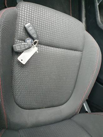 Ford Focus 1.0 EcoBoost Hybrid ST Line X Business picture 28