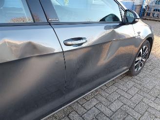 Volkswagen Golf 1.5 TSI Comfortline Business picture 12