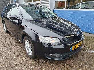 Skoda Octavia 1.0 TSI Greentech Ambition Business picture 7