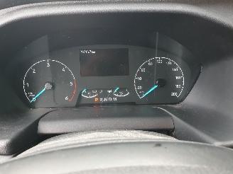 Ford Transit 350 2.0 TDCI L2H2 Limited AUTOMAAT picture 19