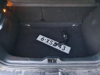 Renault Clio 0.9 TCe Expression picture 20