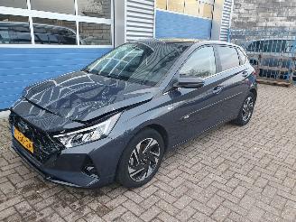 Auto incidentate Hyundai I-20 1.0 T-GDI Premium Hybrid 2021/10