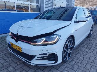 damaged passenger cars Volkswagen Golf 2.0 TSI GTI Performance Business Automaat 2018/2