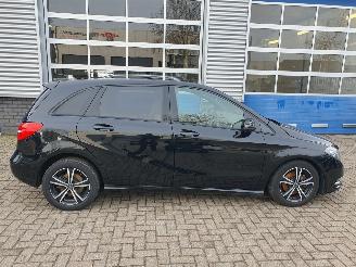 Mercedes B-klasse 180 Prestige Automaat picture 8