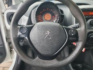 Peugeot 108 1.0 e-VTi Active picture 14