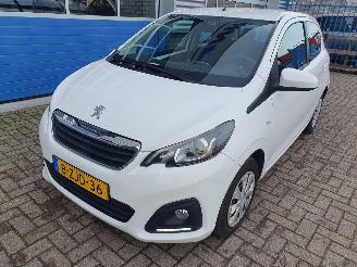 Voiture accidenté Peugeot 108 1.0 e-VTi Active 2015/1