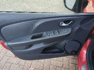 Renault Clio 0.9 TCe Limited picture 12