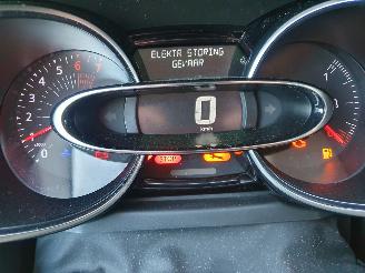 Renault Clio 0.9 TCe Limited picture 18