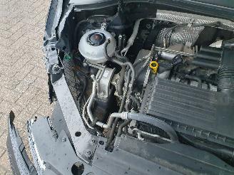 Volkswagen Tiguan 1.4 TSI Comfortline Business R-line picture 10