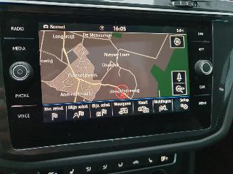 Volkswagen Tiguan 1.4 TSI Comfortline Business R-line picture 26