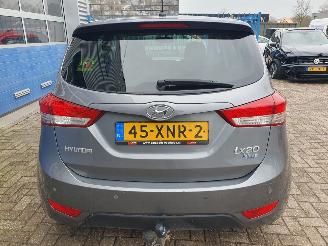 Hyundai Ix20 1.4i i-Vision picture 4