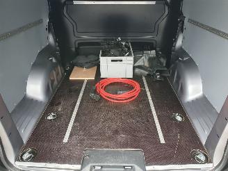 Peugeot e-Expert 100KW Dubbel Cabine picture 27