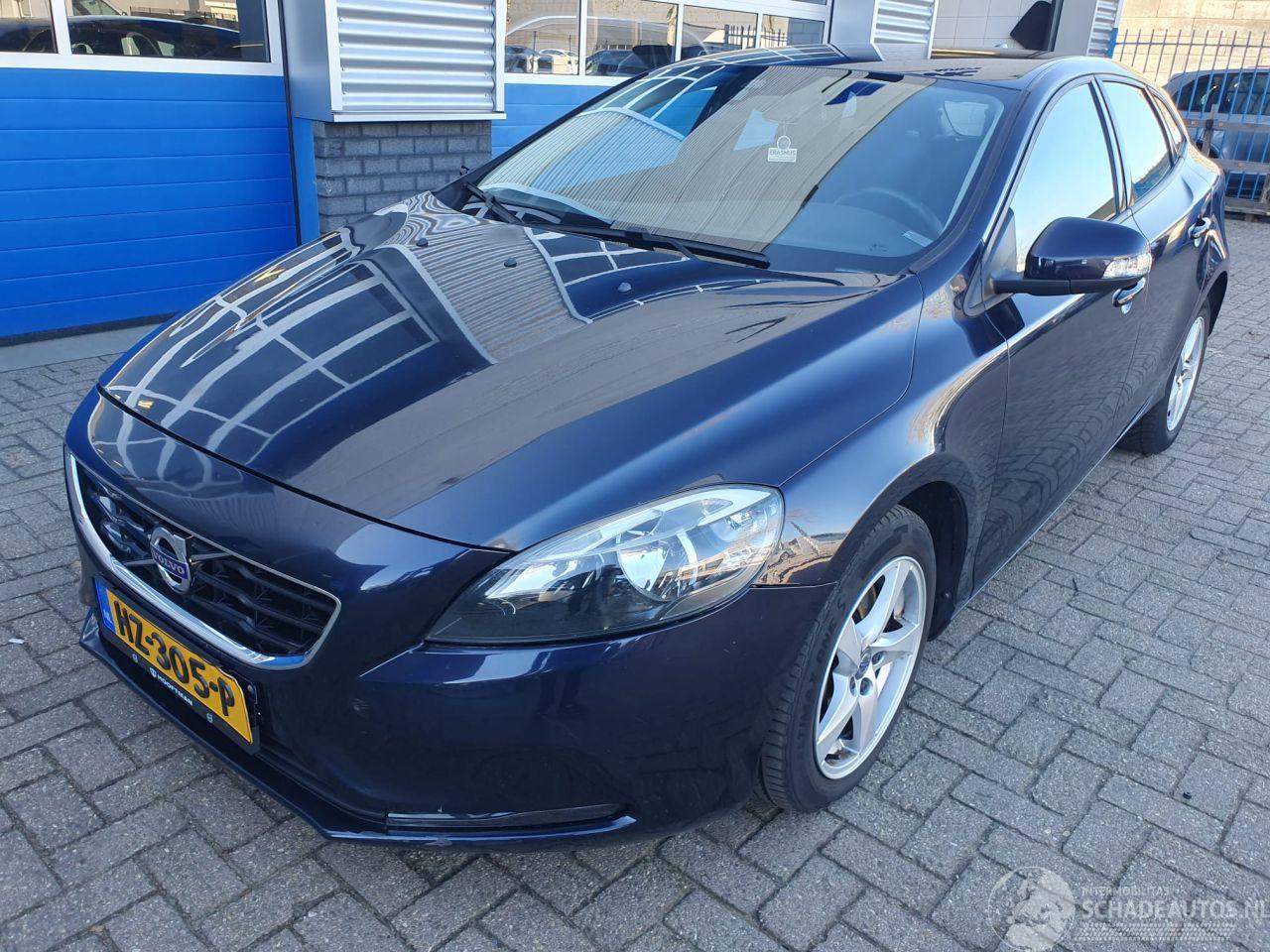 Volvo V-40 2.0 D2 Kinetic Automaat