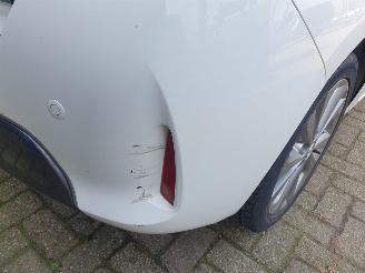 Toyota Auris 1.8 Hybrid Lease picture 11