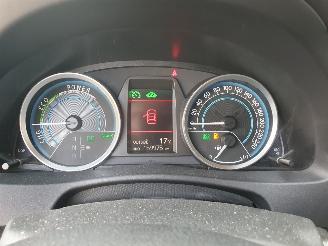 Toyota Auris 1.8 Hybrid Lease picture 23
