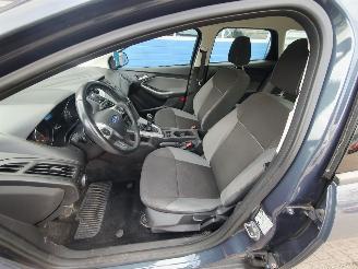 Ford Focus 1.0 EcoBoost Trend picture 14