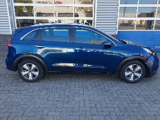 Kia Niro 1.6 GDi Hybrid DynamicLine picture 6