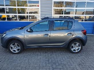 Dacia Sandero 0.9 TCe Bi-Fuel Stepway Ambiance picture 2