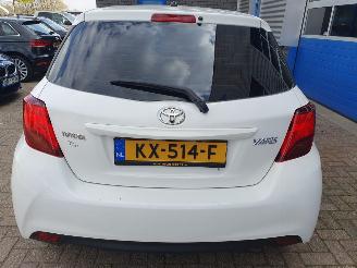 Toyota Yaris 1.0 VVT-i Style picture 4