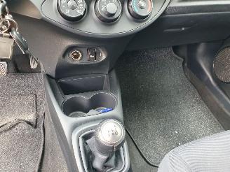 Toyota Yaris 1.0 VVT-i Style picture 19