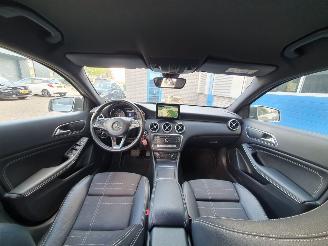 Mercedes A-klasse 180 Prestige Automaat picture 18