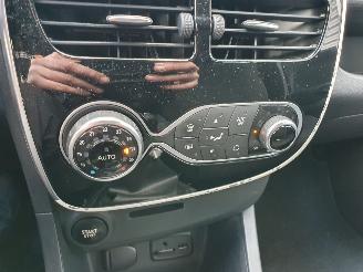 Renault Clio 0.9 TCe Limited picture 18