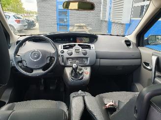 Renault Grand-scenic 2.0-16V Tech Line picture 23