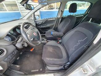 Fiat Punto Evo 0.9 TwinAir Lounge picture 15