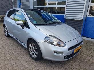 krockskadad bil auto Fiat Punto Evo 0.9 TwinAir Lounge 2014/6