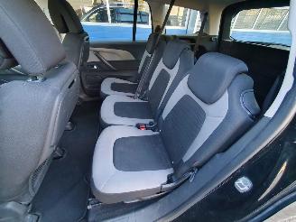Citroën C4-picasso 1.6 BlueHDi Shine 7 Persoons picture 23