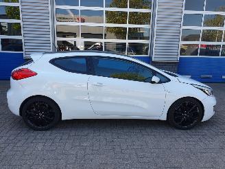 Kia Cee d 1.6 GDI ComfortLine picture 7