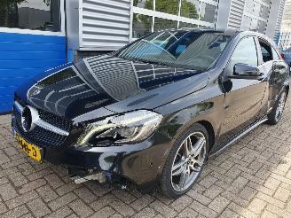 Voiture accidenté Mercedes A-klasse Automaat 180 Business Solution AMG 2018/4
