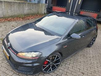 occasion passenger cars Volkswagen Golf 2.0 TSI GTI Performance DSG 2015/6