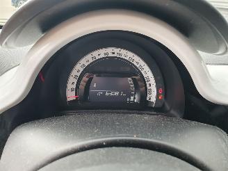Renault Twingo 1.0 SCe Collection picture 20