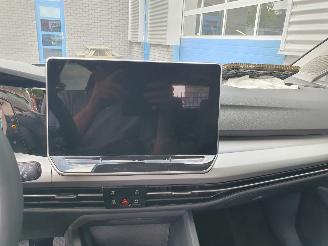 Volkswagen Golf 1.5 eHybrid Life Edition picture 26