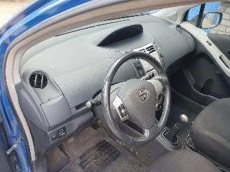 Toyota Yaris 1.0 VVTi picture 13