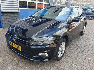 Schadeauto Volkswagen Polo 1.0 TSI Comfortline 2017/12