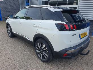 Peugeot 3008 1.2 PureTech Allure picture 4