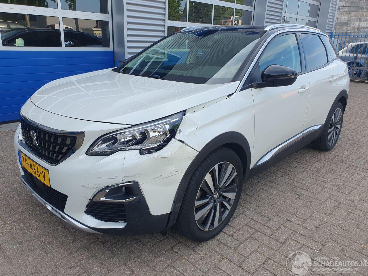 Peugeot 3008 1.2 PureTech Allure