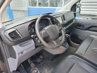 Peugeot Expert 226S 1.6 BlueHDI 115 Premium picture 15