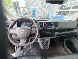 Peugeot Expert 226S 1.6 BlueHDI 115 Premium picture 17