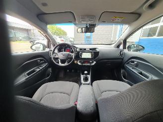 Kia Rio 1.2 CVVT ExecutiveLine picture 18