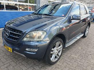 Coche accidentado Mercedes ML 350 CDI Limited Edition Prestige Schadevrij 2010/12