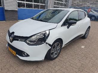 Auto incidentate Renault Clio 0.9 TCe ECO Night&Day 2016/6
