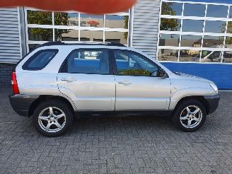 Kia Sportage 2.0 CVVT Executive picture 6