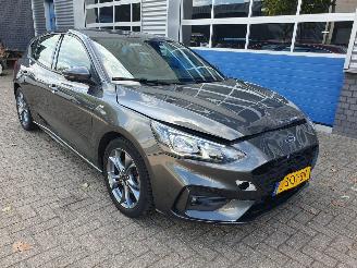 Ford Focus 1.0 EcoBoost Hybrid ST Line Business picture 7