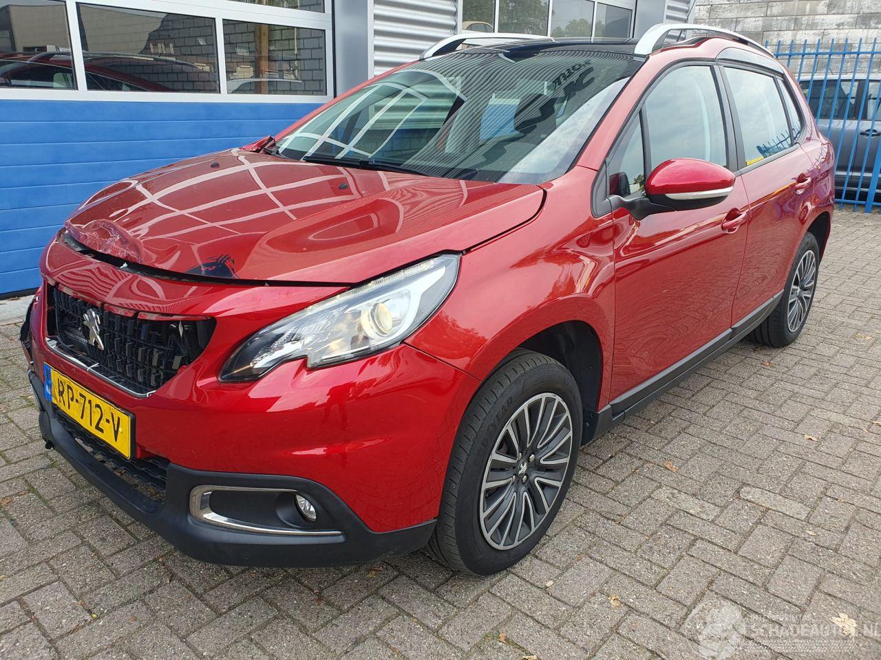 Peugeot 2008 1.2 PureTech Blue Lion